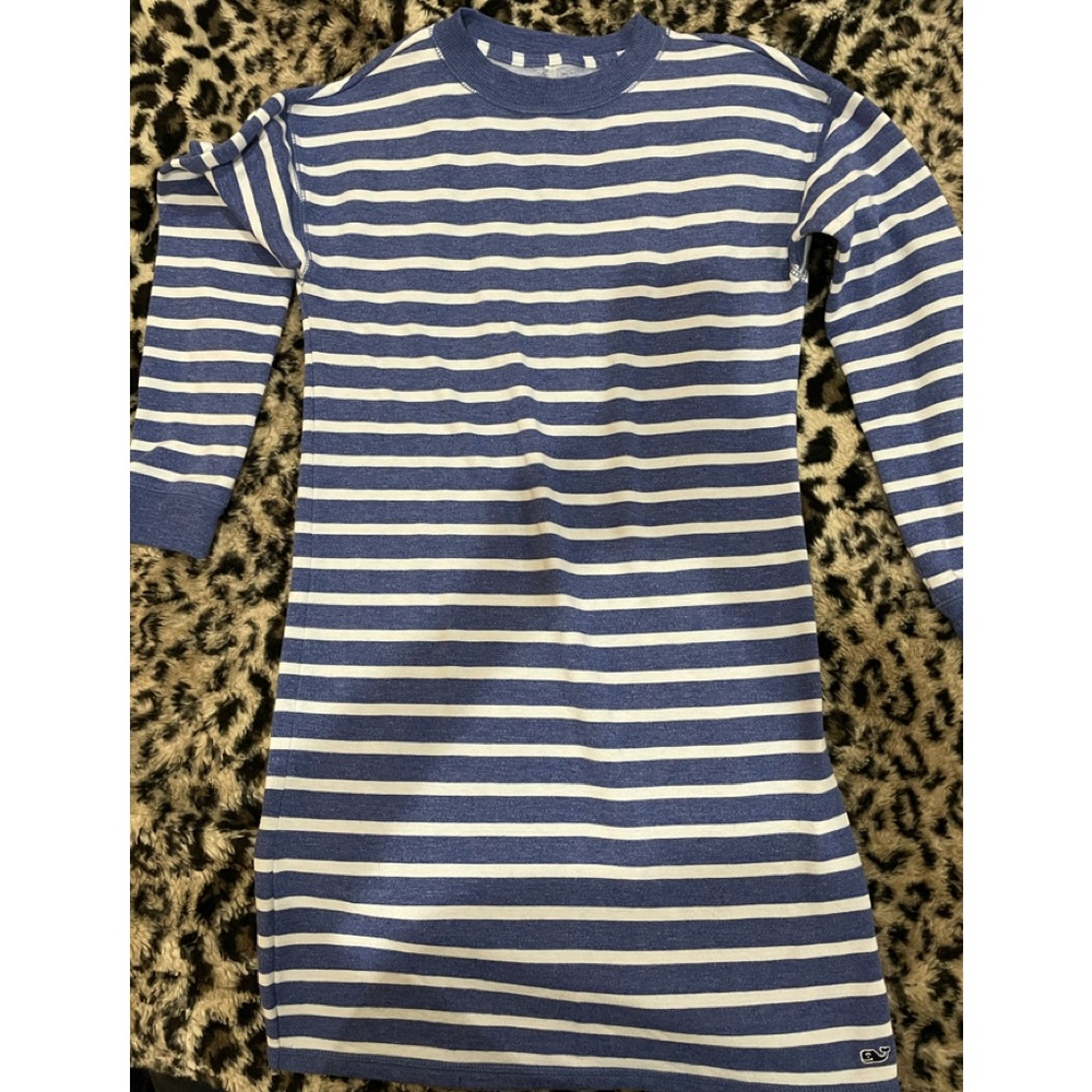 Girls vineyard vines sweater dress size large